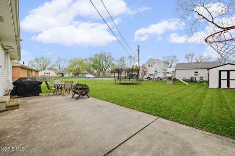 Tiny photo for 2418 Hollybrook Drive, Findlay, OH 45840 (MLS # 10006263)