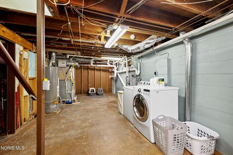 Tiny photo for 2418 Hollybrook Drive, Findlay, OH 45840 (MLS # 10006263)