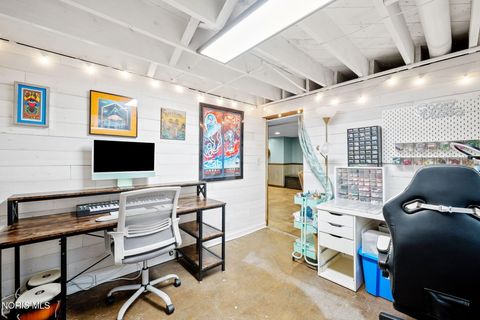 Tiny photo for 2418 Hollybrook Drive, Findlay, OH 45840 (MLS # 10006263)