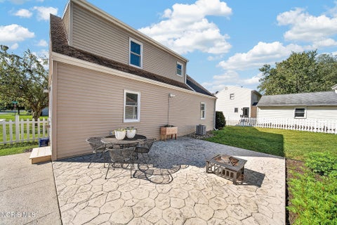 Tiny photo for 248 E Hobart Avenue, Findlay, OH 45840 (MLS # 10014028)