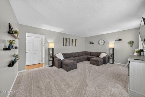 Tiny photo for 248 E Hobart Avenue, Findlay, OH 45840 (MLS # 10014028)