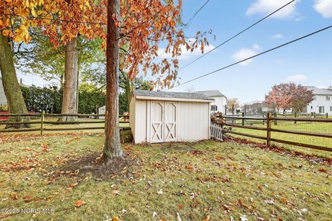 Tiny photo for 320 Southwood Drive, Perrysburg, OH 43551 (MLS # 10001024)
