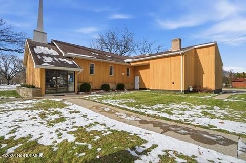 Photo of 4115 Bellevue Road, Toledo, OH 43613 (MLS # 10002173)