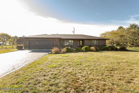 Photo of 14486 Liberty Hi Road, Bowling Green, OH 43402 (MLS # 10000604)