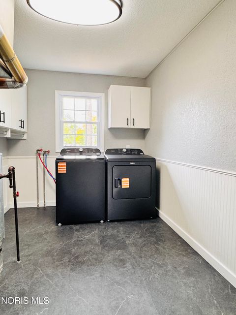 Tiny photo for 127 Elm Drive, Bryan, OH 43506 (MLS # 10007977)