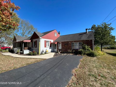 Tiny photo for 210 School Street, Luckey, OH 43443 (MLS # 10000195)