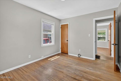 Tiny photo for 3713 Roanoke Road, Toledo, OH 43613 (MLS # 10010276)