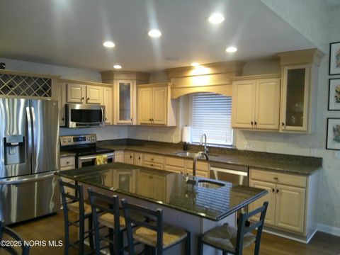 Tiny photo for 2268 Big Hickory Run, Sylvania, OH 43560 (MLS # 10002495)