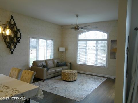 Tiny photo for 2268 Big Hickory Run, Sylvania, OH 43560 (MLS # 10002495)