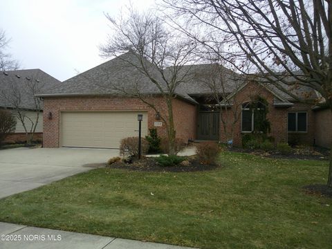 Photo of 2268 Big Hickory Run, Sylvania, OH 43560 (MLS # 10002495)