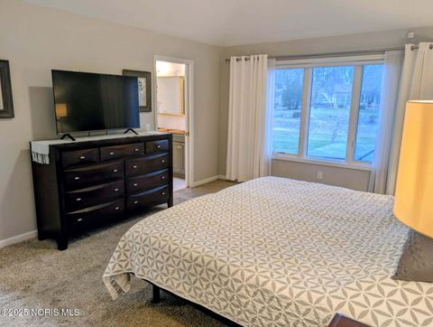 Tiny photo for 2268 Big Hickory Run, Sylvania, OH 43560 (MLS # 10002495)