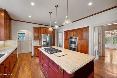 Tiny photo for 2132 Park Road, Ottawa Hills, OH 43606 (MLS # 10007322)