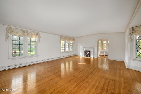Tiny photo for 2132 Park Road, Ottawa Hills, OH 43606 (MLS # 10007322)
