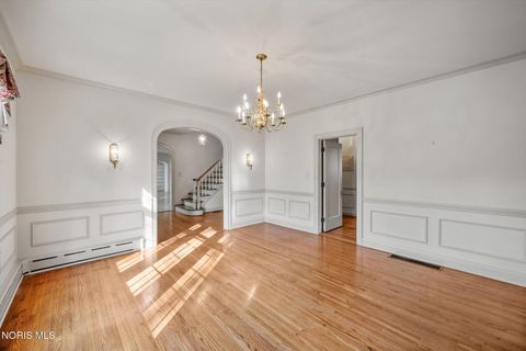 Tiny photo for 2132 Park Road, Ottawa Hills, OH 43606 (MLS # 10007322)