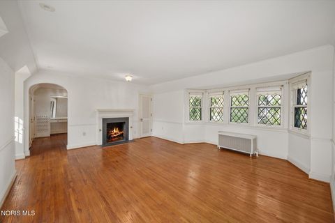 Tiny photo for 2132 Park Road, Ottawa Hills, OH 43606 (MLS # 10007322)