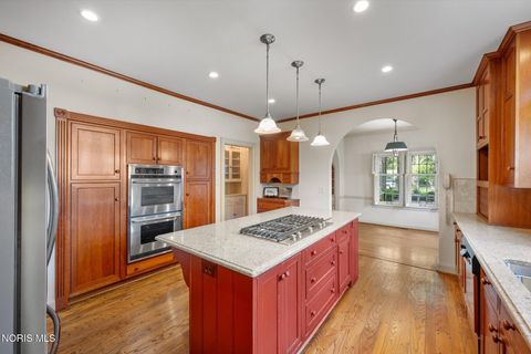 Tiny photo for 2132 Park Road, Ottawa Hills, OH 43606 (MLS # 10007322)
