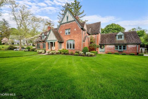 Tiny photo for 2132 Park Road, Ottawa Hills, OH 43606 (MLS # 10007322)