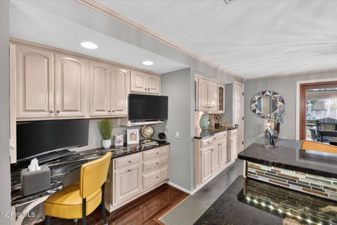 Tiny photo for 611 Oxford Drive, Bryan, OH 43506 (MLS # 10013422)