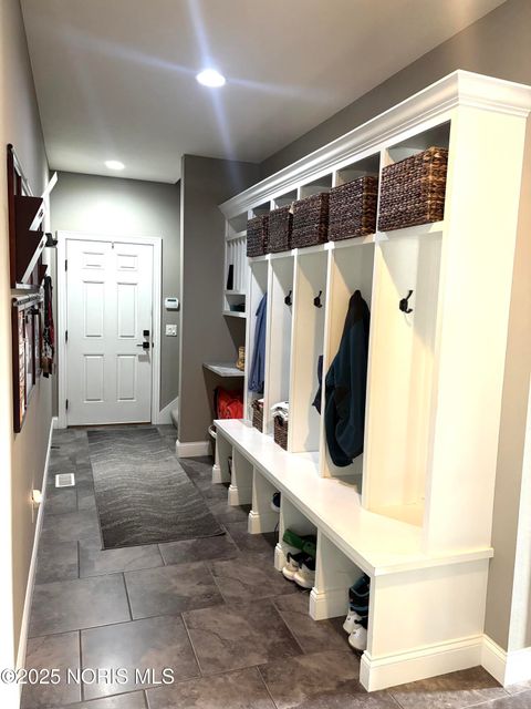 Tiny photo for 5716 Hamptons Drive, Monclova, OH 43542 (MLS # 10000932)