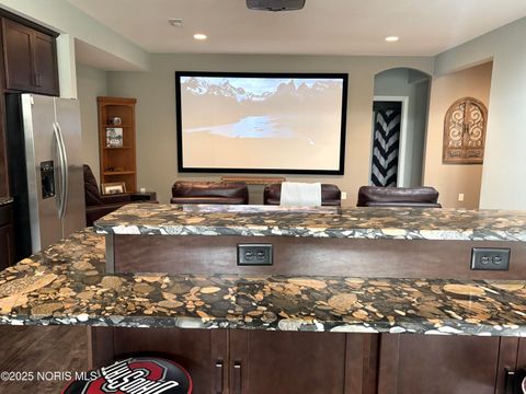 Tiny photo for 5716 Hamptons Drive, Monclova, OH 43542 (MLS # 10000932)