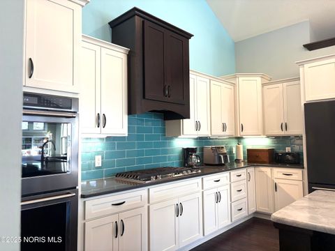 Tiny photo for 5716 Hamptons Drive, Monclova, OH 43542 (MLS # 10000932)