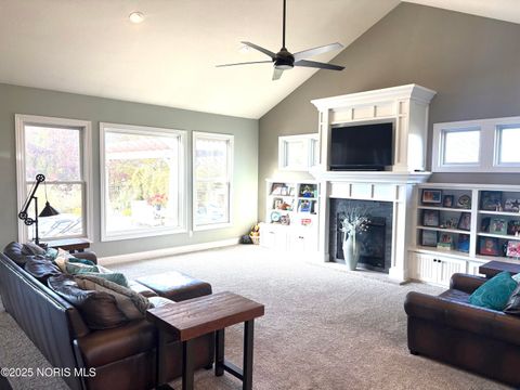 Tiny photo for 5716 Hamptons Drive, Monclova, OH 43542 (MLS # 10000932)