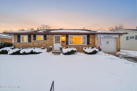 1047 Kirk Street Maumee OH 43537