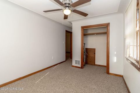 Tiny photo for 402 E Indiana Avenue, Maumee, OH 43537 (MLS # 10002498)