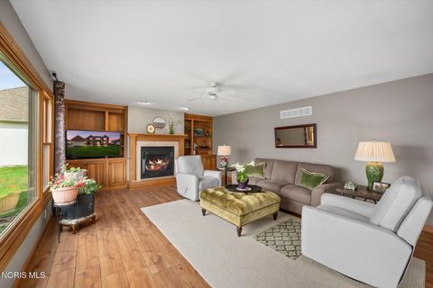 Tiny photo for 3016 Lexington Glen Boulevard, Monclova, OH 43542 (MLS # 10006002)