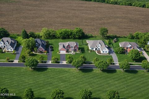 Tiny photo for 3016 Lexington Glen Boulevard, Monclova, OH 43542 (MLS # 10006002)