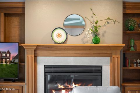 Tiny photo for 3016 Lexington Glen Boulevard, Monclova, OH 43542 (MLS # 10006002)