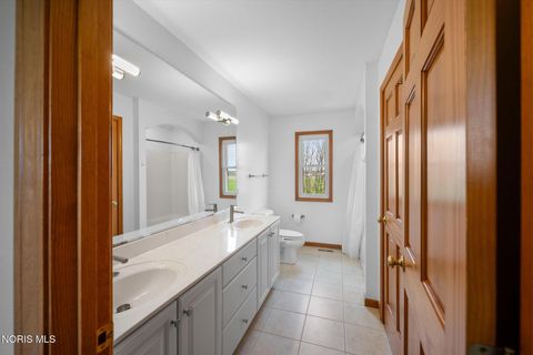 Tiny photo for 3016 Lexington Glen Boulevard, Monclova, OH 43542 (MLS # 10006002)