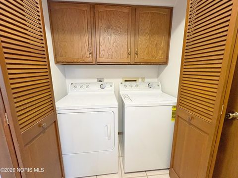 Tiny photo for 3515 Brown Road, Oregon, OH 43616 (MLS # 10004132)