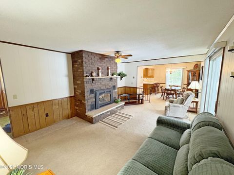 Tiny photo for 3515 Brown Road, Oregon, OH 43616 (MLS # 10004132)