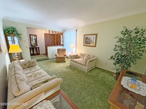 Tiny photo for 3515 Brown Road, Oregon, OH 43616 (MLS # 10004132)