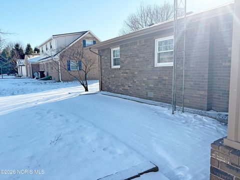 Tiny photo for 3515 Brown Road, Oregon, OH 43616 (MLS # 10004132)
