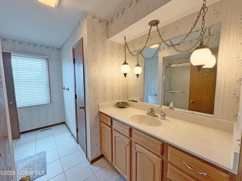 Tiny photo for 3515 Brown Road, Oregon, OH 43616 (MLS # 10004132)