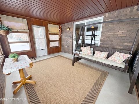 Tiny photo for 3515 Brown Road, Oregon, OH 43616 (MLS # 10004132)