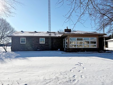 Tiny photo for 3515 Brown Road, Oregon, OH 43616 (MLS # 10004132)