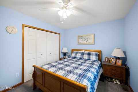 Tiny photo for 5882 Cherokee Avenue, Walbridge, OH 43465 (MLS # 10006743)