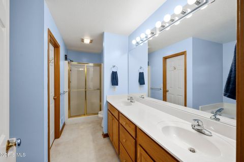 Tiny photo for 5882 Cherokee Avenue, Walbridge, OH 43465 (MLS # 10006743)