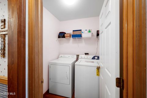 Tiny photo for 5882 Cherokee Avenue, Walbridge, OH 43465 (MLS # 10006743)