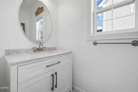 Tiny photo for 7135 Elli Harbour Lane, Maumee, OH 43537 (MLS # 10006069)