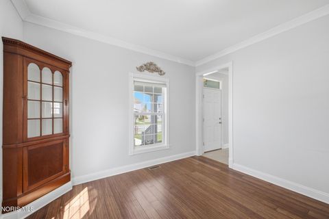 Tiny photo for 7135 Elli Harbour Lane, Maumee, OH 43537 (MLS # 10006069)