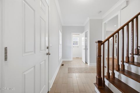 Tiny photo for 7135 Elli Harbour Lane, Maumee, OH 43537 (MLS # 10006069)