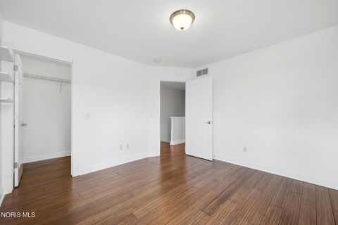 Tiny photo for 7135 Elli Harbour Lane, Maumee, OH 43537 (MLS # 10006069)