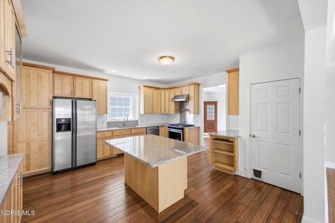 Tiny photo for 7135 Elli Harbour Lane, Maumee, OH 43537 (MLS # 10006069)