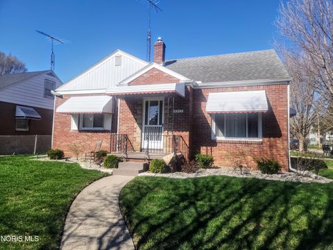 Photo of 5069 Tappan Avenue, Toledo, OH 43612 (MLS # 10006130)