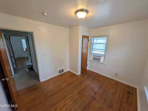 Tiny photo for 1910 Fernhill Road, Toledo, OH 43607 (MLS # 10013342)