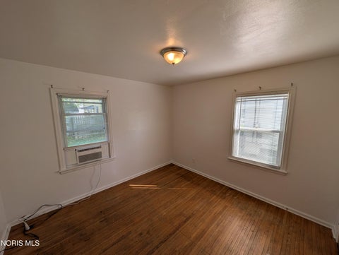 Tiny photo for 1910 Fernhill Road, Toledo, OH 43607 (MLS # 10013342)